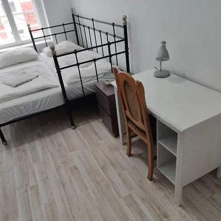 Place Near Center Apartamento